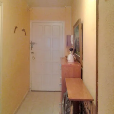 En